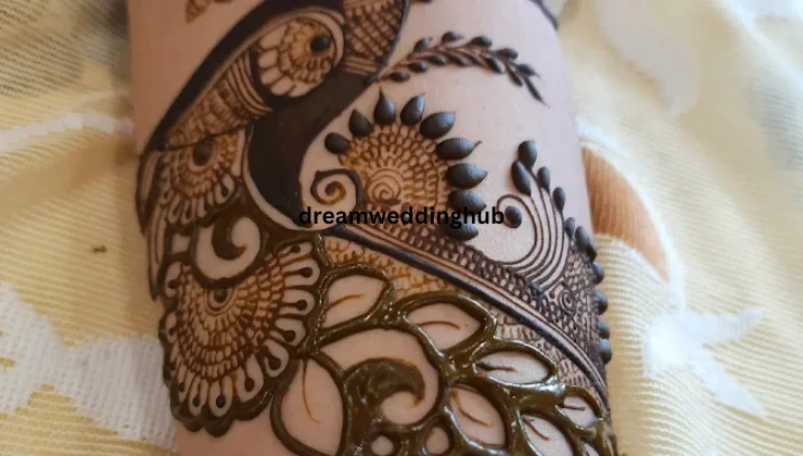 Ravi Mehandi Wala  Beast mehndi Artist In Delhi